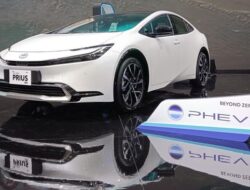 1 Didalam 4 SPK Toyota Hingga GIIAS 2024 adalah Kendaraan Pribadi Hybrid