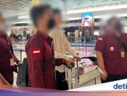 Tinggal Ilegal Di Bandung, Turis China Didepak!