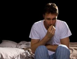 Sering Bangun Ditengah Malam? Ini Sinyal Awal Diabetes