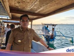 Viral Unjuk Rasa Arogan Bupati Lombok Timur Usir Kapal Turis Asing Di Teluk Ekas