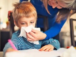 5 Cara Alami Obati Flu dan Batuk Di Anak, Nomor 1 Sudah Terbukti Khasiatnya