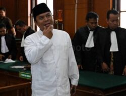 Pemimpin Negara Prabowo Berikan Amnesti Hingga Gus Nur yang Mempertanyakan Ijazah Jokowi