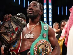 Terence Crawford Taklukkan Canelo, Devin Haney: Aku Senang Bud Berhasil