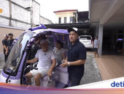 Untuk Pecak Ikan, Irfan Hakim Naik Bajaj Listrik Bareng Ayu Ting Ting