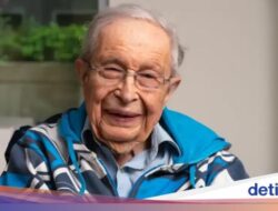 Usianya 101 Tahun, Praktisi Medis Ini Ungkap Konsumsi Praktis Favoritnya