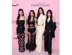 K-pop Masuk Runway! TWICE Tampil Spektakuler Di Victoria’s Secret Mode Show 2025