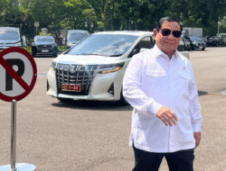 Prabowo Curhat Kangen Naik Alphard