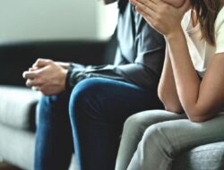 Kajian Ungkap 4 Tanda ‘Red Flag’ Pasangan Lebih Gampang Selingkuh