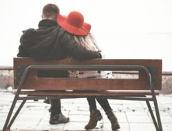 Happy Man, Happy Sperm! Obgyn Jelaskan Kaitan Sering Berpergian Bersama Kesuburan