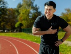 Dada Sering Nyeri Pada Berlarilah? Praktisi Medis Ungkap Penyebabnya