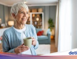 Minuman atau Teh, Mana yang Lebih Ramah Untuk Kesejaganan Tulang Wanita?