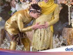 Romantis! Ini Momen Lesti dan Rizky Billar Ngopi hingga Cicip Durian