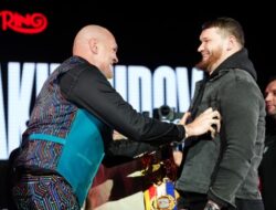 Pertarungan Persahabatan Tanpa Manajer, Tyson Fury Bikin Sensasi Jelang Duel Comeback