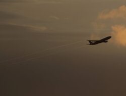 Ruang Udara Iran Masih Ditutup, Penerbangan Didalam Indonesia Dipaksa Memutar Daerah Konflik