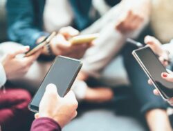 Benarkah Radiasi HP Bisa Picu Kanker? Ini Jawaban Ilmiahnya