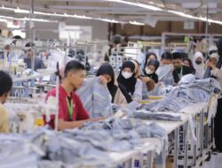 Terjepit Dua Tekanan Besar, Industri Produksi Indonesia Mendekati Batas Stagnasi