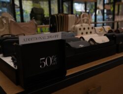Ada Konflik Bersenjata Diskon hingga 80 Persen Ke Jakarta Premium Outlets, Hanya 10 Hari!
