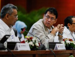 Uang Negara Indonesia Hampir Tembus Rp18.000, Kapan Purbaya Pencet Alarm Darurat?