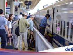 Liburan Naik Shinkansen Kini Tak Perlu Repot Bawa-bawa Koper