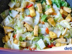 3 Resep Tumis Sawi Putih yang Gurih Nagih Buat Makan Siang