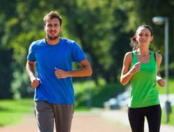Kurang Gerak Bisa Picu Luka, Jalan Kaki 7.000 Langkah Dari Sebab Itu Solusi Sederhana